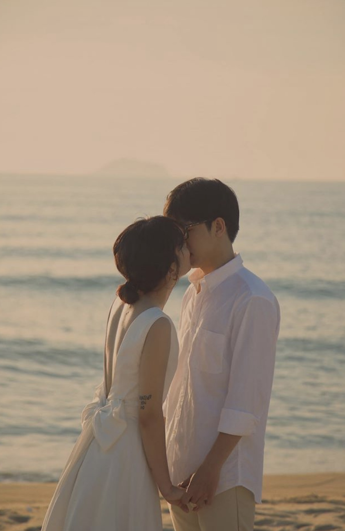 BÍ MẬT NGOẠI TÌNH